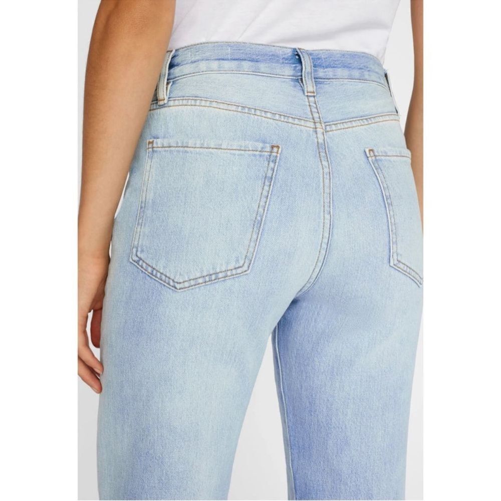 Frame Denim- Le High Straight Light Wash Winslow Jeans, Size 27 - Picture 12 of 16